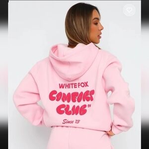 White Fox Comfort Club Oversized Hoodie Bon Bon SZ S/M $70 SOLD OUT ONLINE